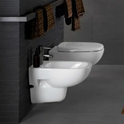 Sanitari sospesi Geberit con copriwc originale avvolgente  Fantasia 