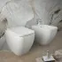 Wc filomuro bianco opaco senza brida Rak serie Metropolitan doppio scarico