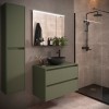 Colonna bagno sospesa 140 cm verde satinato ripiani regolabili Gaya