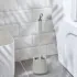 Portascopino da appoggio grigio e grigio scuro con setole in silicone 