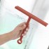 Tergivetro doccia rosso in plastica antigraffio con ventosa Spring